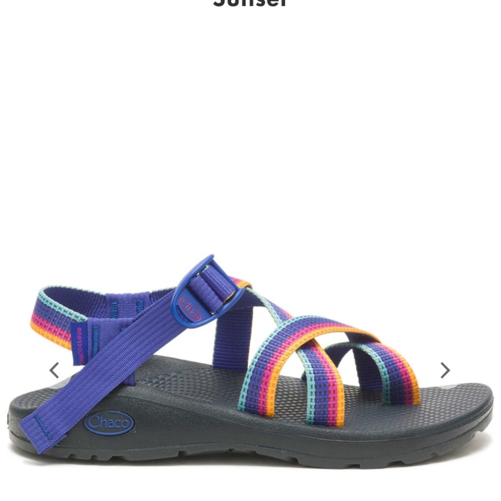 Chacos size 5